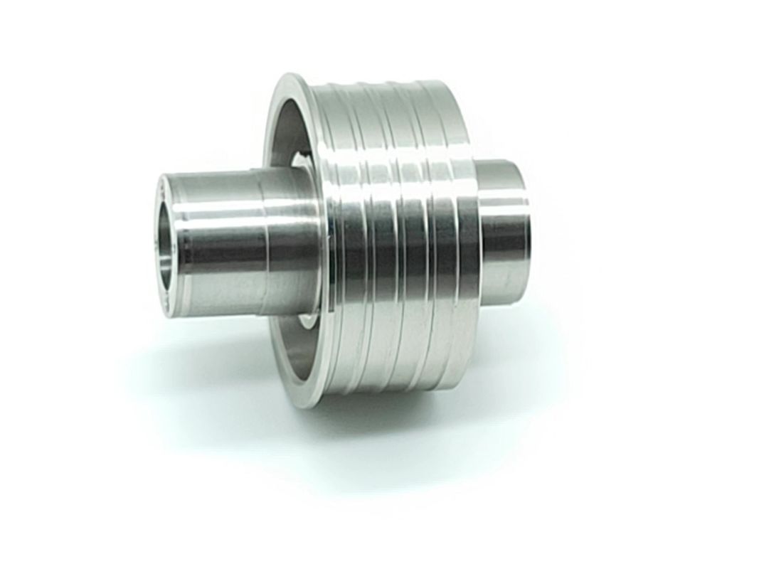 CNC-Bearbeitung von Edelstahl auf Wunsch Schweißen Drehteile Präzision CNC-Fräsen Automotive Hardware Zubehör